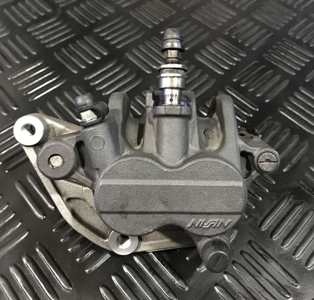 Frankberg Pinza Freno Anteriore Destra Per Audi A4 A5 B8 2012-2017 - Sostitutiva OE 8K0615124C
