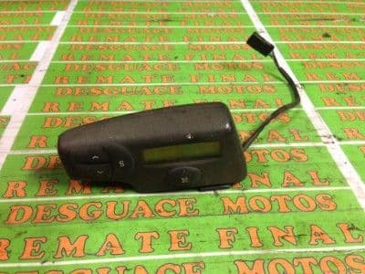 Radio Emisora Piaggio X9 500 2004-2008.