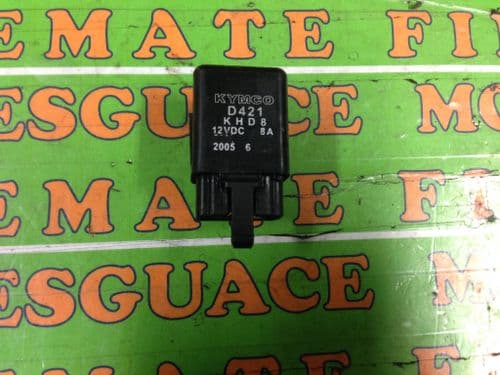 Relé Kymco Bet&Win 250 2000-2007.