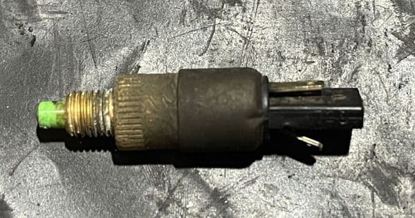 Sensor de Freno Delantero Derecho Piaggio Et4 125 y Et2 50 1997-2004