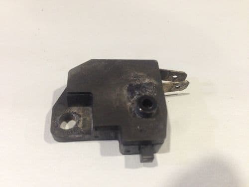 Sensor de Freno Suzuki Burgman 125 y 150 Carburación 2002-2005