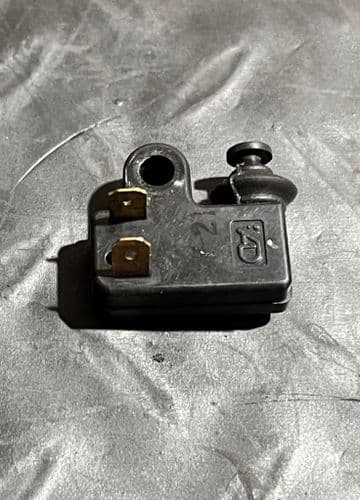 Sensor de Freno Yamaha Majesty 400.