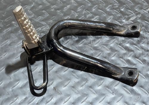 Soporte con Estribera Izquierdo Trasera Yamaha Fzr 600 Genesis 1990-1996