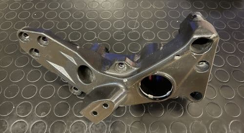 Soporte Derecho Estribera Escape Negro Bmw C600 y C650 Sport de 2011 a 2020