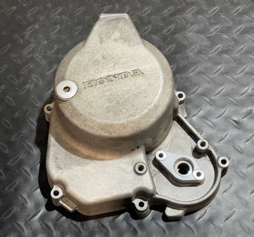 Tapa Cárter Alternador Stator corriente Honda Pantheon 125 y 150 2T 1998 -2002