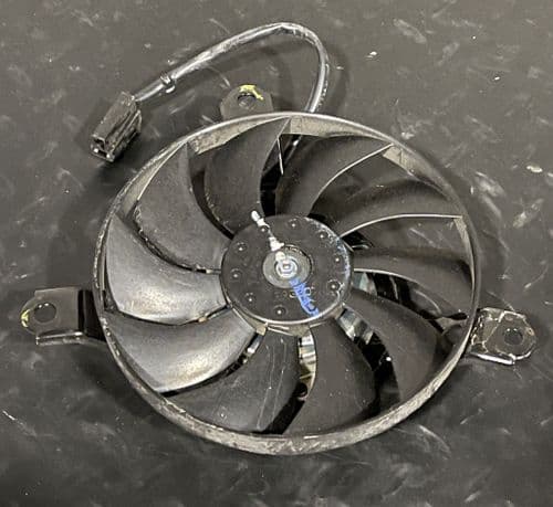 Ventilador Radiador Yamaha Xmax 125 y 300 BL1 y B74 2017 a 2022