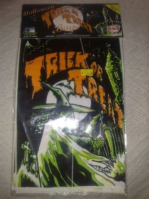 *Trick or Treat Loot Bags x 8's