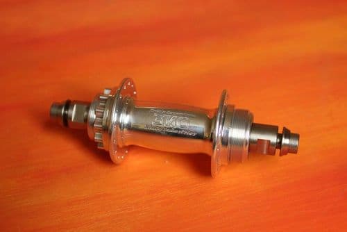 White Ind ENO Rear Hub (NON Eccentric) plus Cog