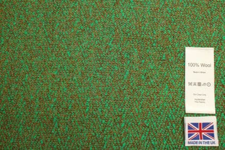 Good Weight Pure New Wool Herringbone Tweed Fabric with a Boucle Yarn | DR31