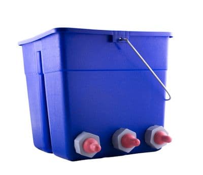 Lamb Bucket with 6 Bucket Bar Teats - 10lt