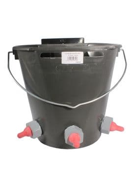 Round Lamb Bucket  - 8lt - 3 Space