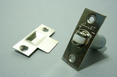 Securit Adjustable Roller Catch - BZP