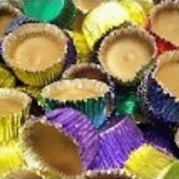 Icy Foil Chocolate Cups 200g