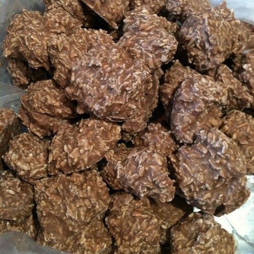Milk Chocolate Macaroons 200g
