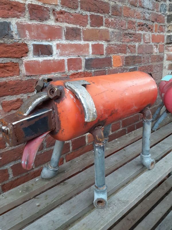 DOG (large gas bottle) ..... SOLD