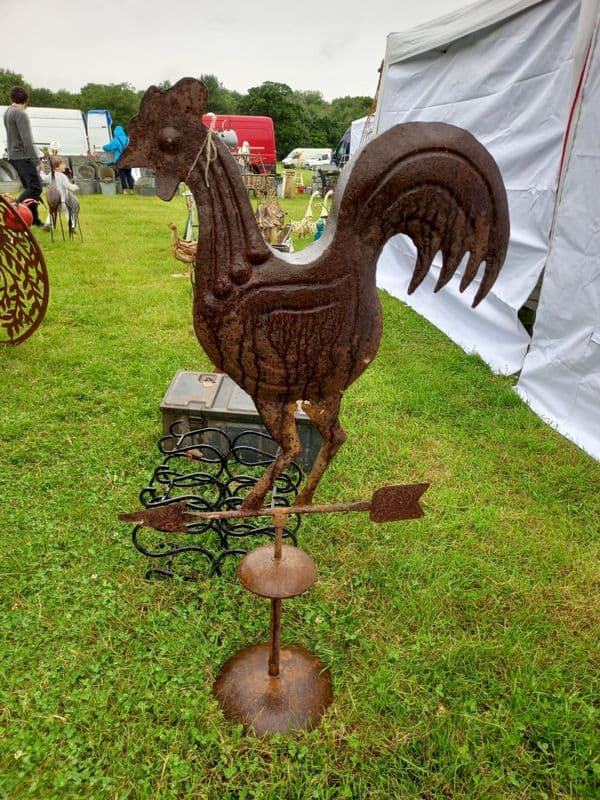 Vintage Rusty  Cockerel