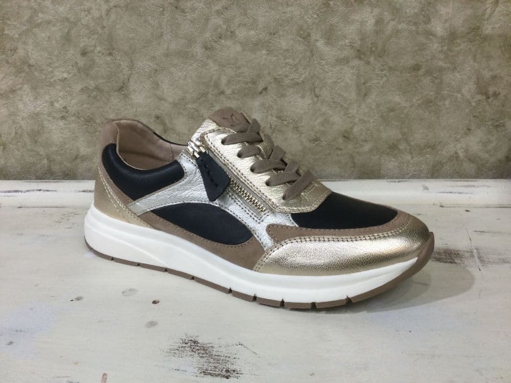 Caprice 23756-46 091 Gold / Black Trainer