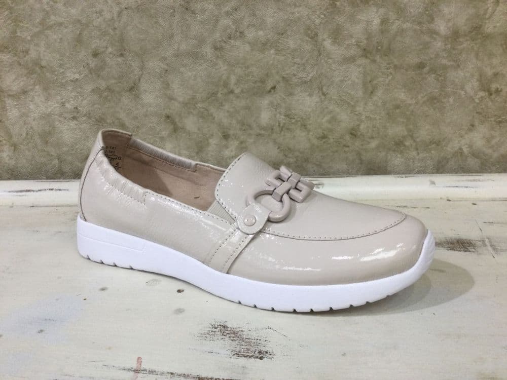 Caprice 24708-42 141 Cream Leather Loafer