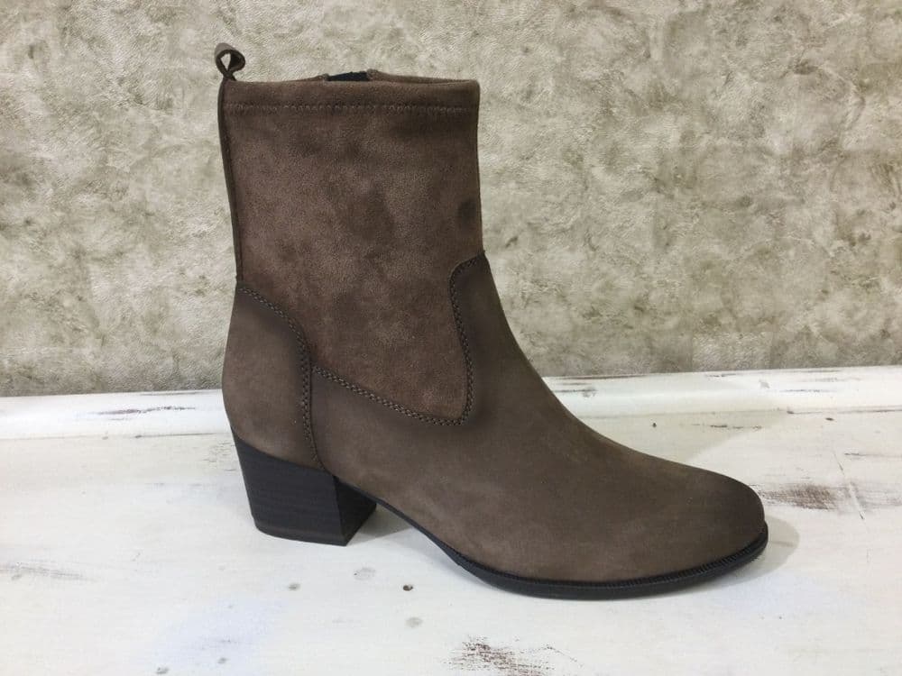 Caprice 25302-47 39G Taupe Suede Ankle Boot