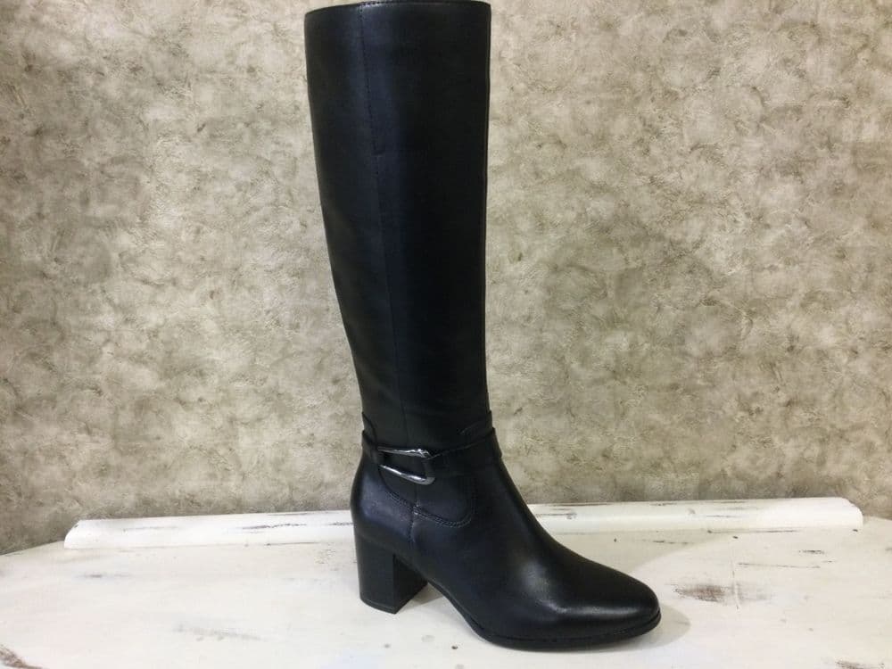 Caprice 25528-47 022 Black Leather Long Leg Boot