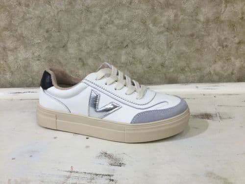 Drilleys Eighty 'Nivet' White and Grey Mix Lace Up Trainer