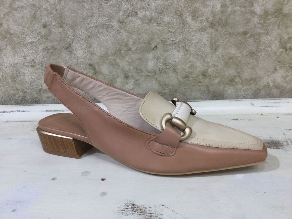 Hispanitas BHV264690 Camel / Cream Slingback Loafer