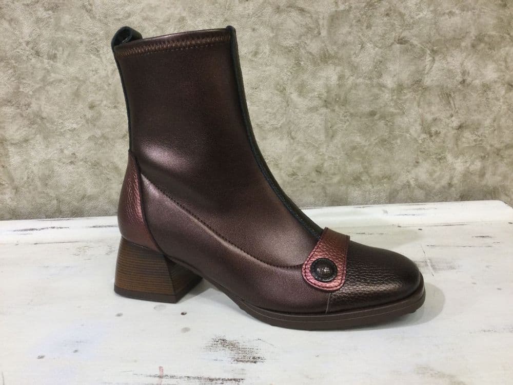 Hispanitas CHI254219  Copper Brown Heeled Ankle Boot