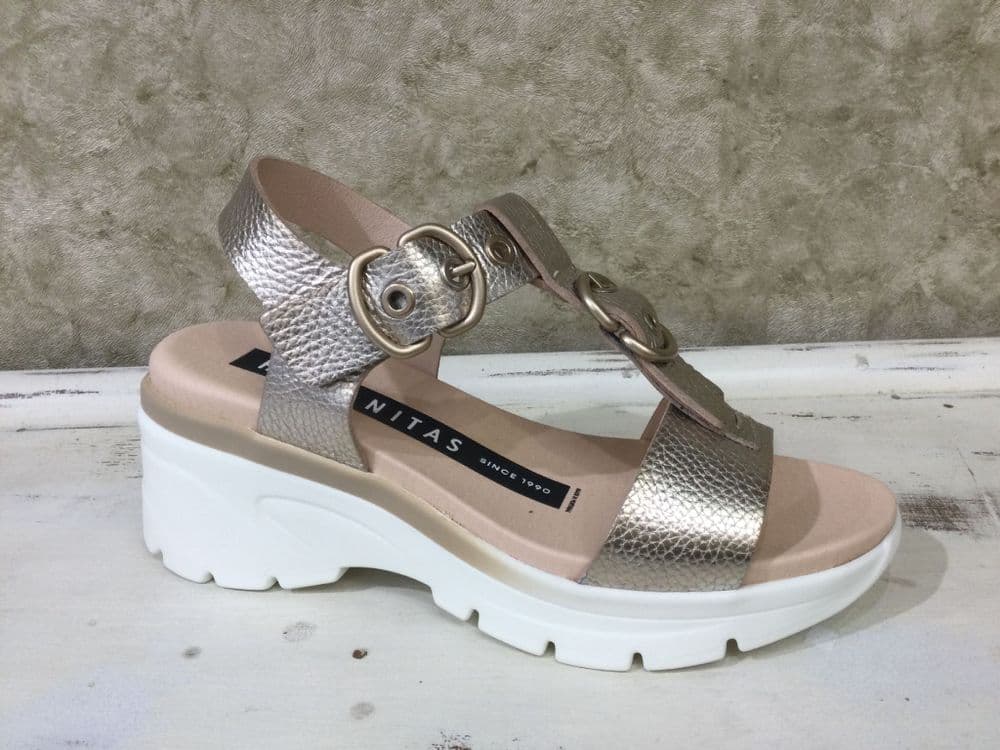 Hispanitas HV264521 Gold Wedge Sandal