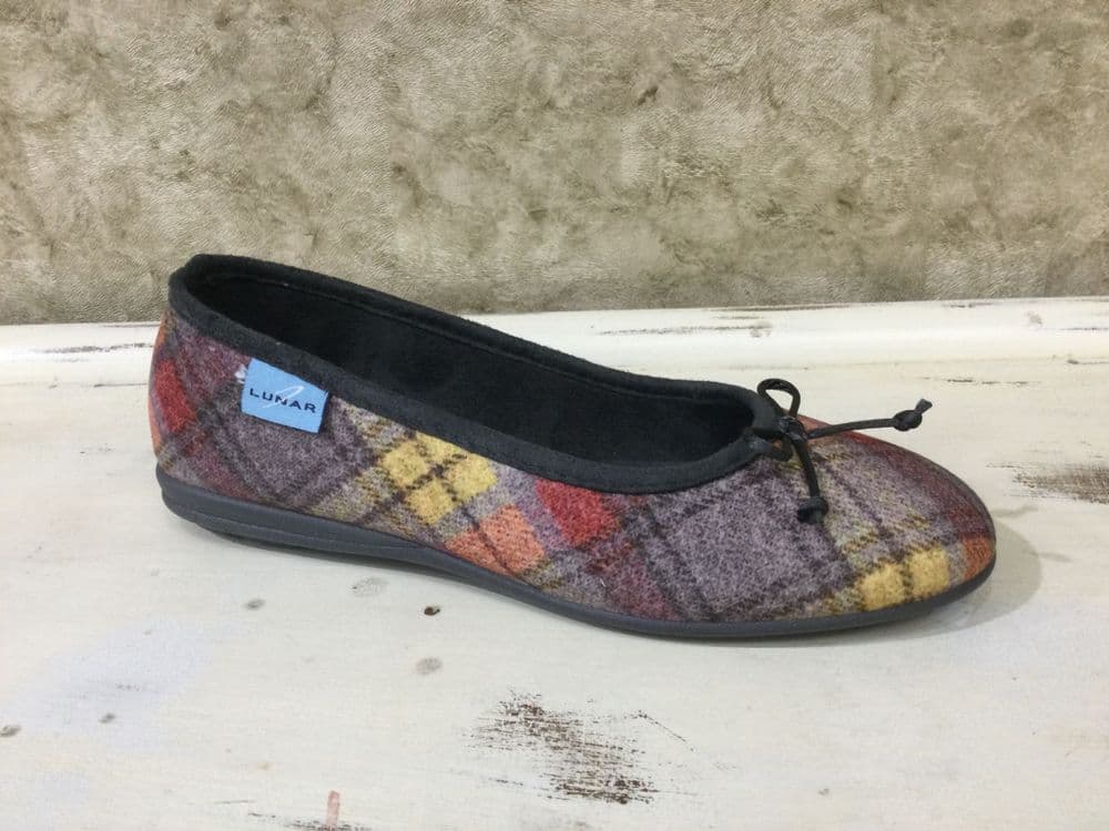 Lunar KLA240 Brie Grey Slipper