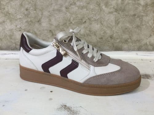 Marco Tozzi 23739-44 461 Cream / Burgundy Trainer