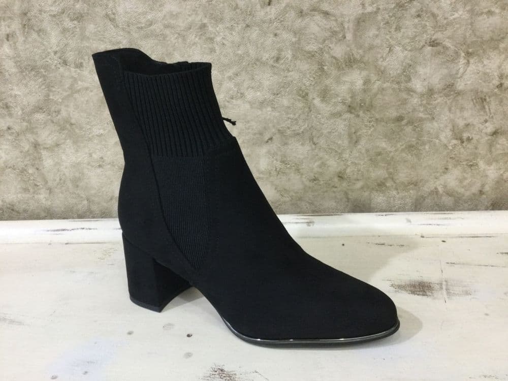 Marco Tozzi 25392-41 Black Block Heeled Ankle Boot