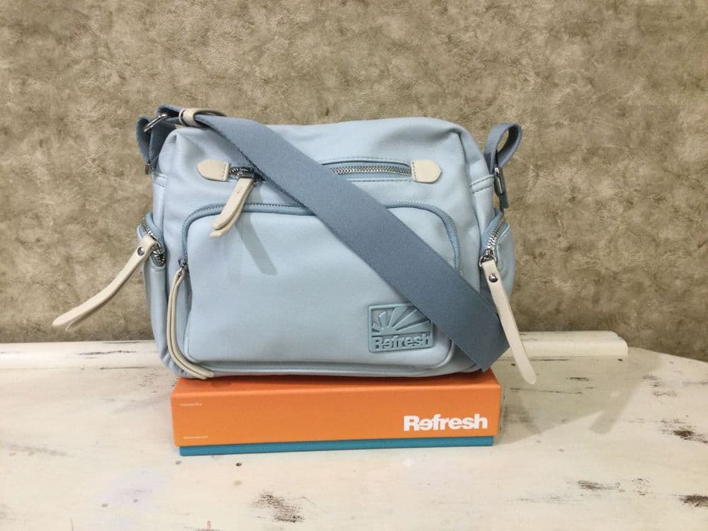 Refresh 183382 Blue/Off White Shoulder Bag