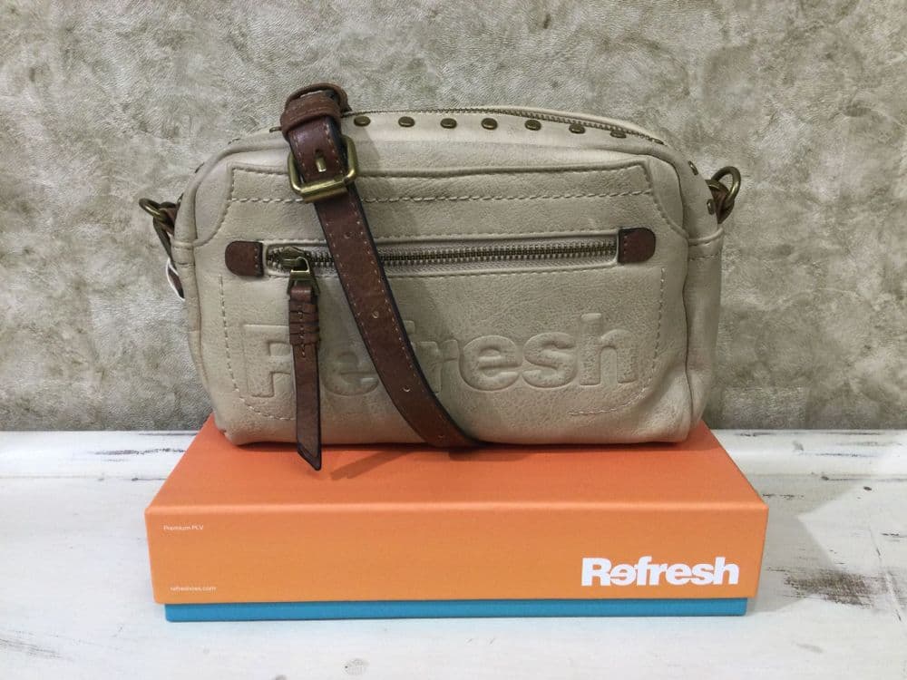 Refresh Handbag 183425 Beige Stud Detail Crossbody Bag