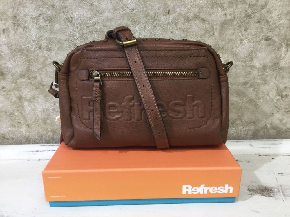 Refresh Handbag 183425 Tan Stud Detail Crossbody Bag