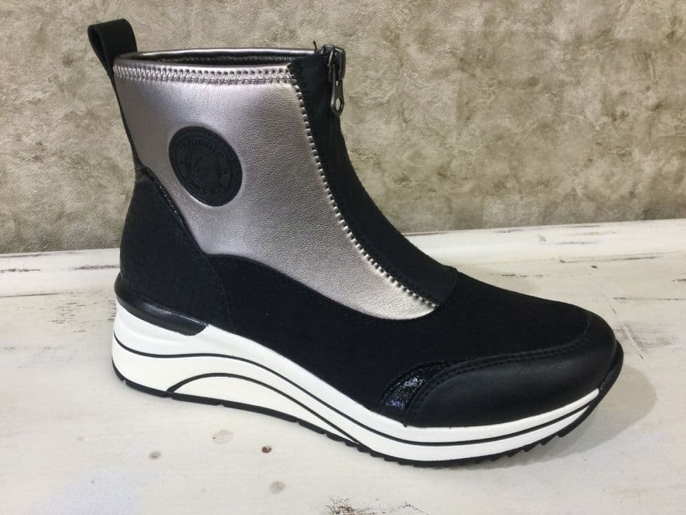 Remonte D0T78-03 Black & Silver Boot with Front Zip