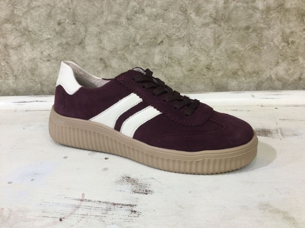 Remonte D3E00-30 Burgundy/Off White Lace Up Trainer