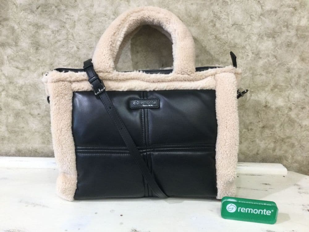 Remonte Handbag Q0742-00 Black Handbag with Fur Trim and Crossbody Strap