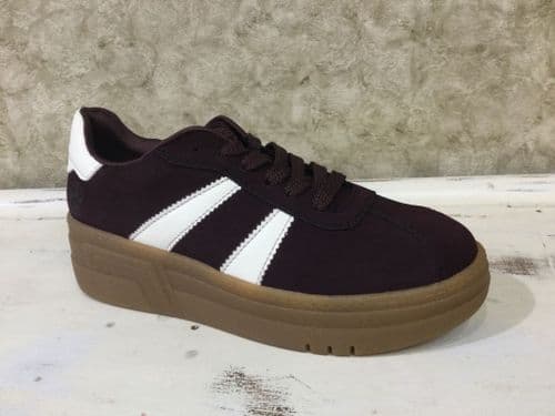 Rieker M7601-30 Burgundy/Off White Gum Sole Trainer