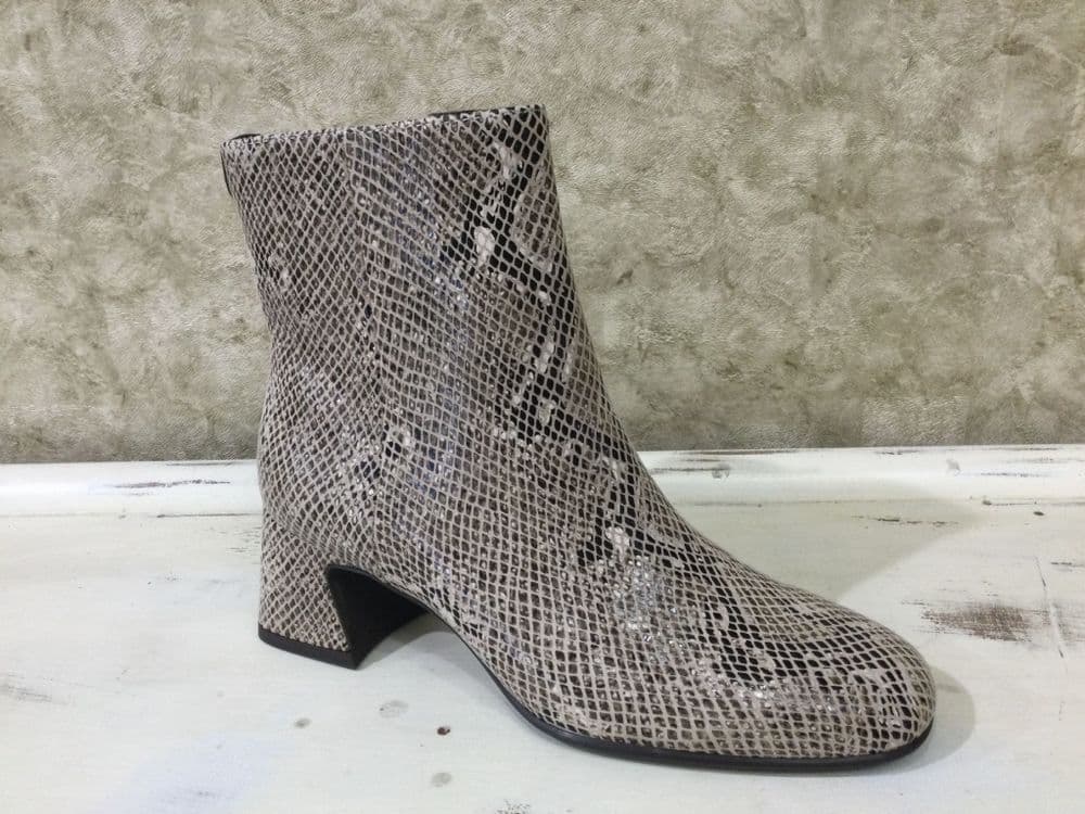 Tamaris 25314-45 Beige Snake Print Zip Up Boot