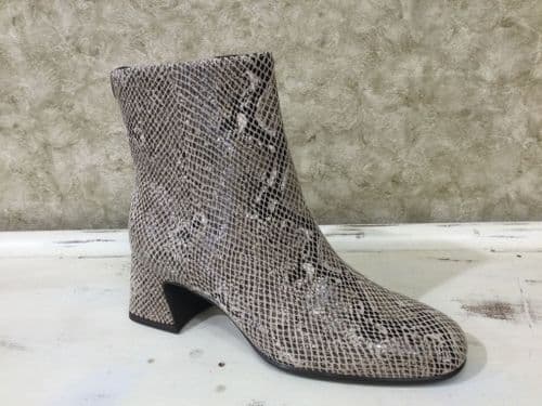 Tamaris 25314-45 Beige Snake Print Zip Up Boot