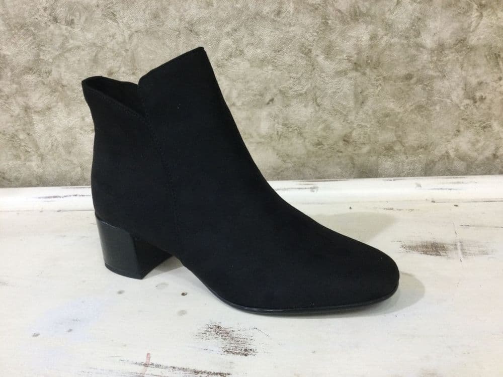 Tamaris 25354-43 Black Block Heeled Ankle Boot