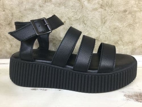 Tamaris 28017-42 Black Platform Chunky Sandal