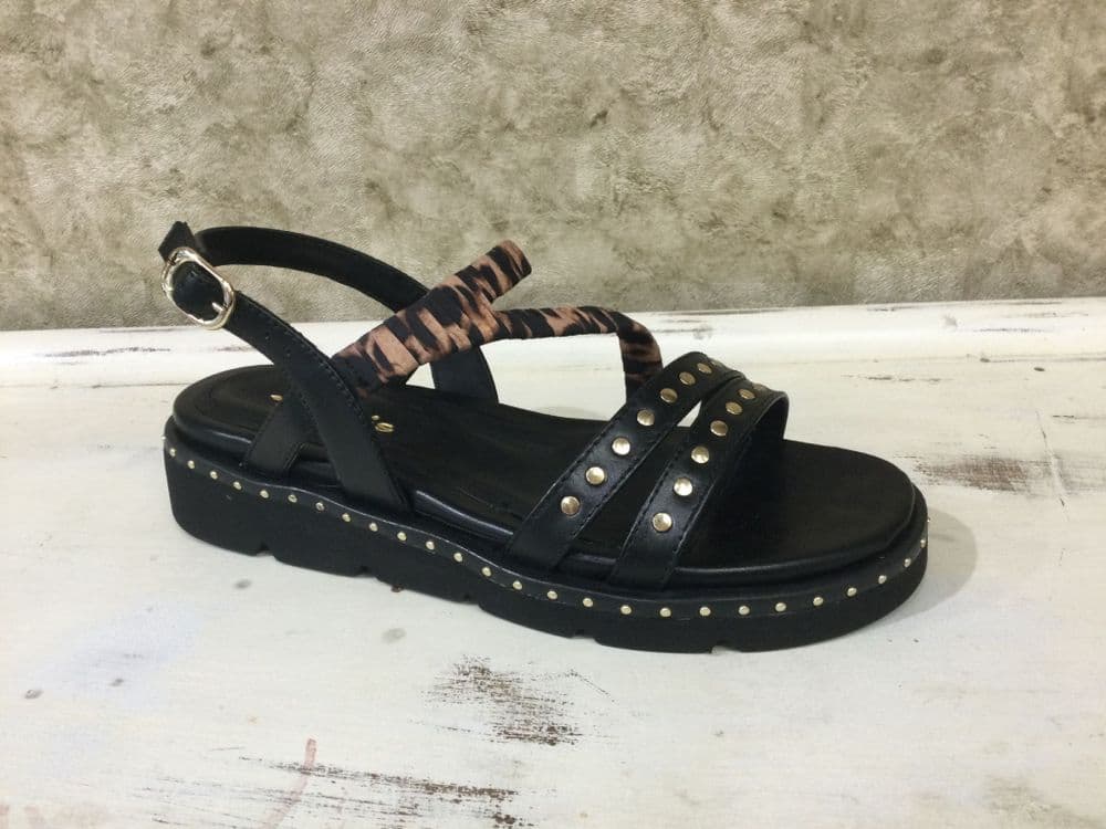 Tamaris 28227-46 Black/Leopard Studded Sandal