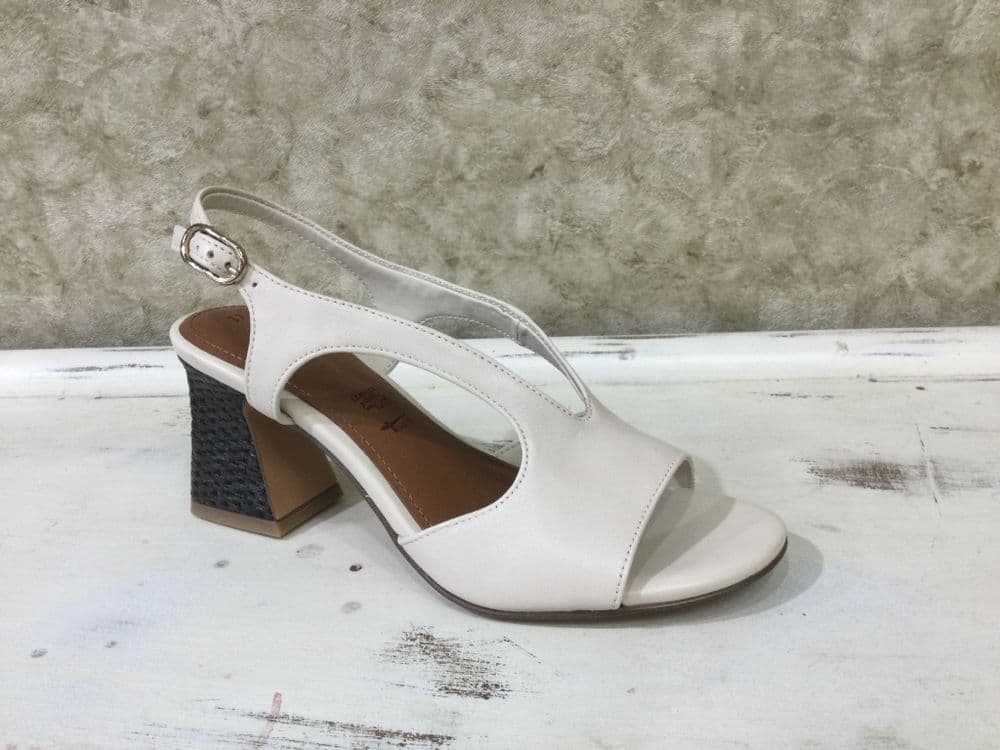 Tamaris 28316-44 Ivory Block Heeled Slingback Sandal