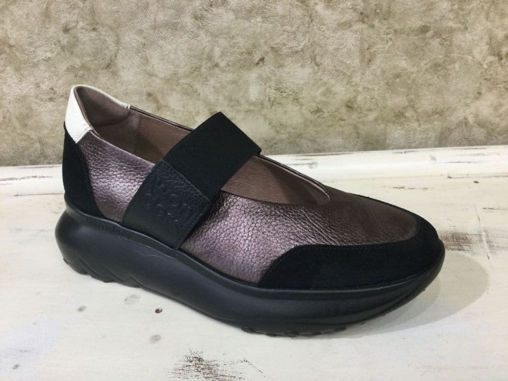 Wonders A-4011 Black shoe with Strap