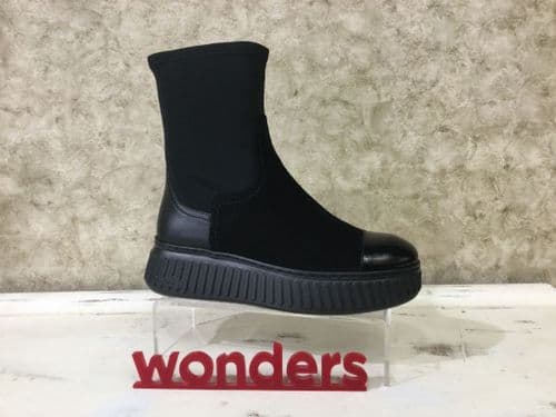 Wonders A5207 Black Zip Chunky Ankle Boot