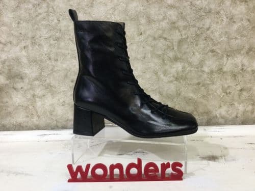 Wonders H7004 Black Heeled Lace up Ankle Boot