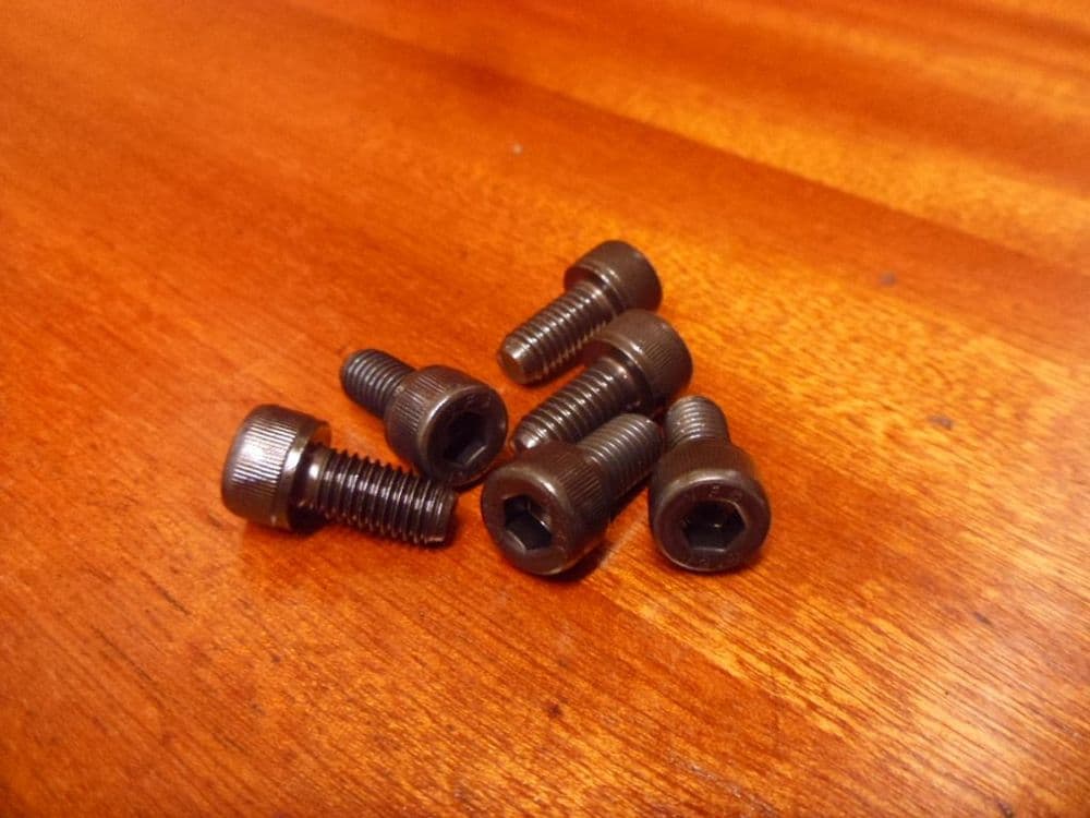 Clutch to Flywheel Mounting Bolts