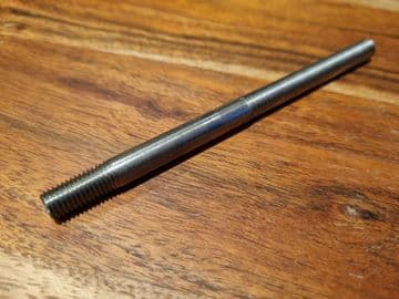 Cylinder Head Rocker Cover Stud Outer