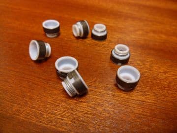 Valve Guide Stem Seals (8)